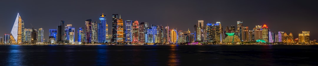 طائرة خاصة إلى الدوحة