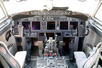 Boeing Business Jet BBJ قمرة القيادة