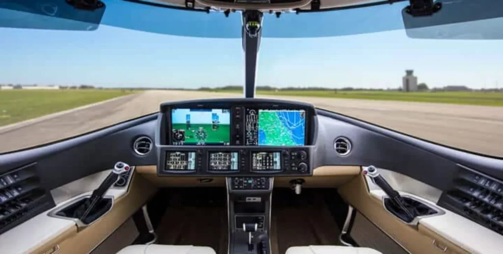 Cirrus Vision SF50 قمرة القيادة