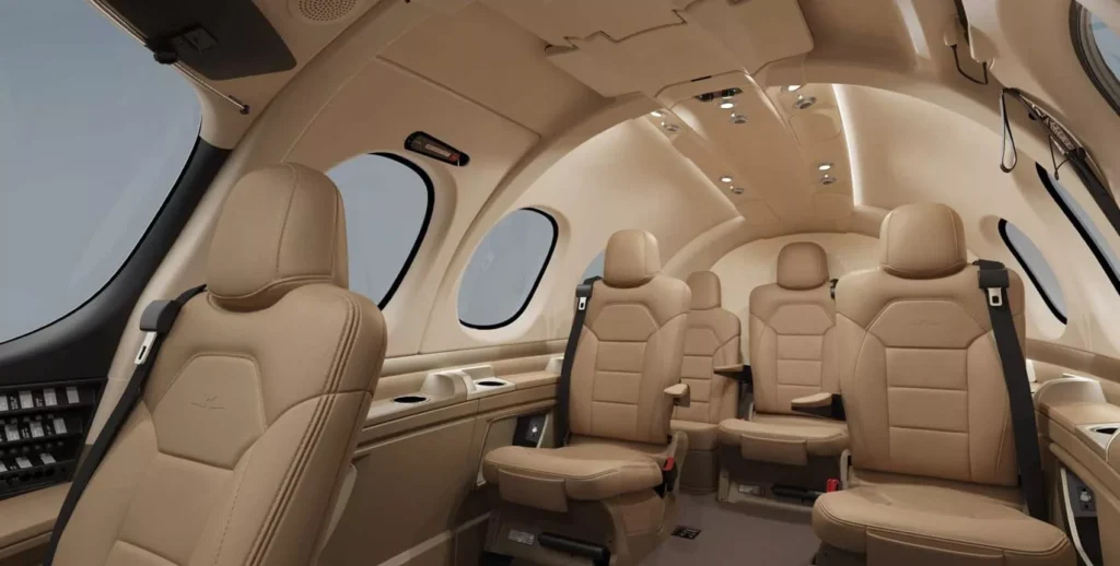 Cirrus Vision SF50 كابينة