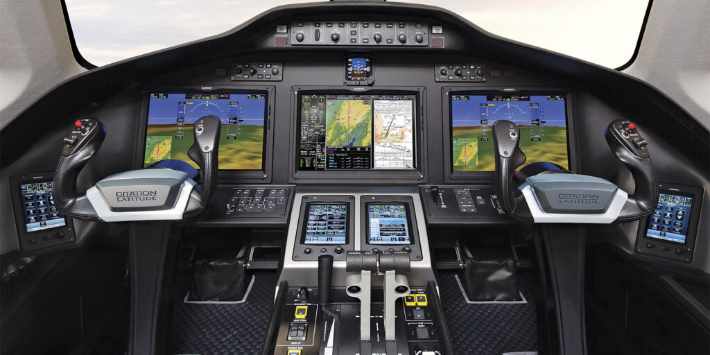 Cessna Citation Latitude قمرة القيادة