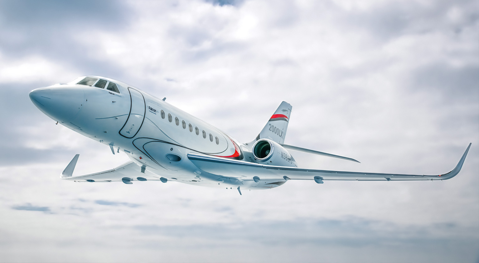 Falcon 2000LXS — استئجار طائرة خاصة من الدمام إلى إسطنبول
