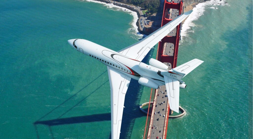 Dassault Falcon 8X خارجي ٢