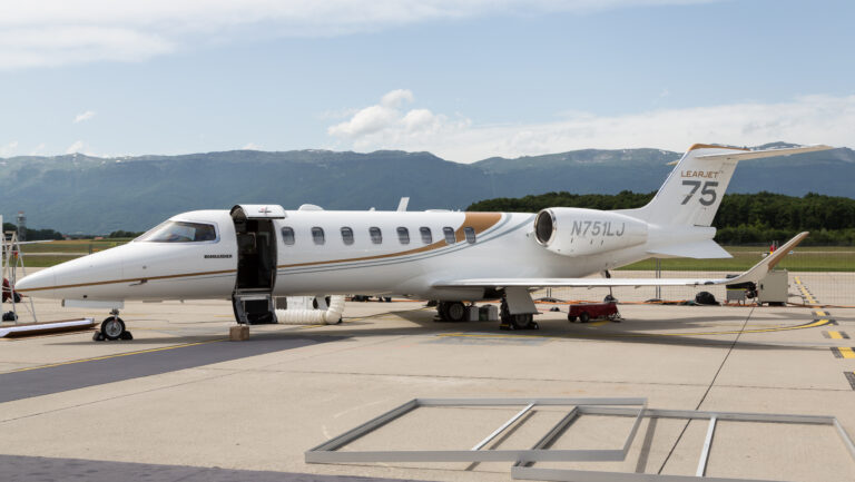 Bombardier Learjet 75 Liberty للإيجار في السعودية