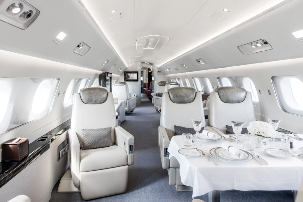 Embraer Lineage 1000 كابينة