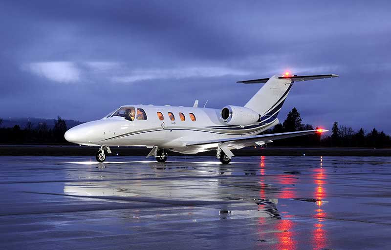 Embraer Phenom 100EV إمبراير فينوم ١٠٠ إي في للإيجار في السعودية