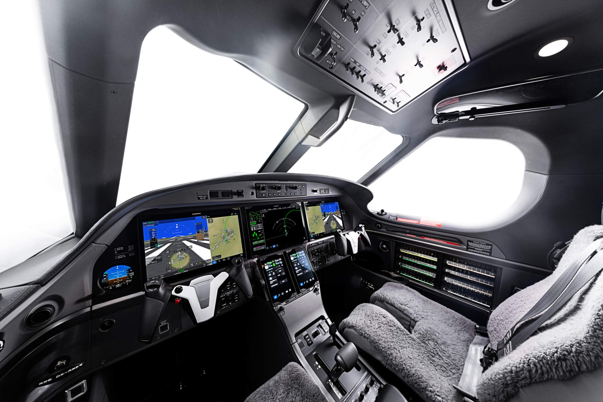 قمرة قيادة Pilatus PC-12 الخاصة